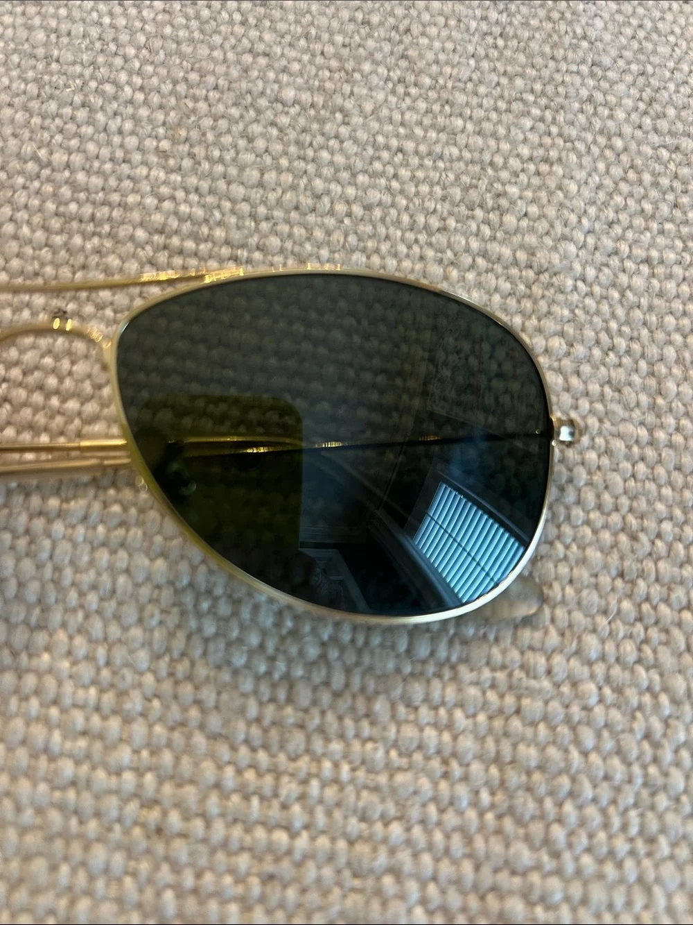 Ray-Ban Gold Frame Aviator Sunglasses with Dark Green Lenses